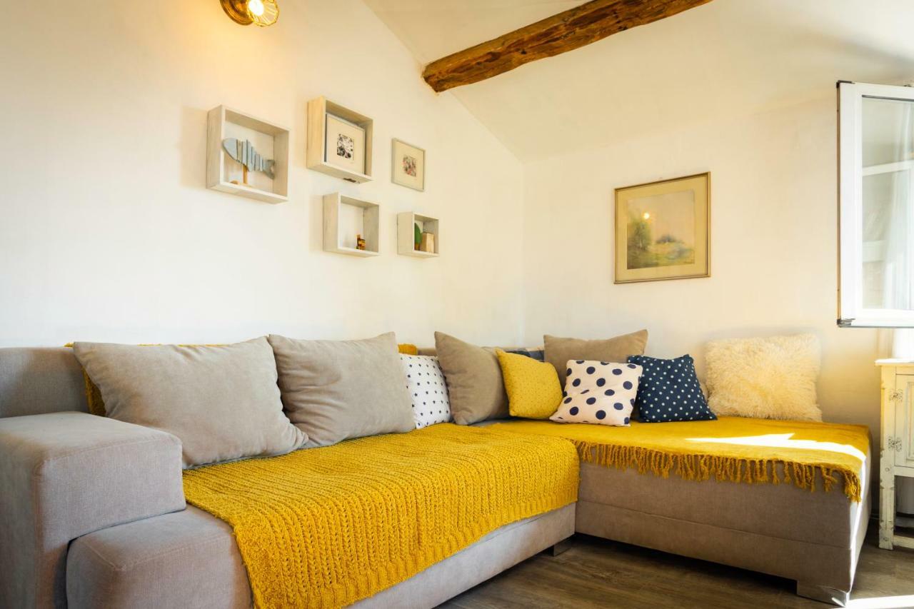 Apartment Vintage Art Split Luaran gambar